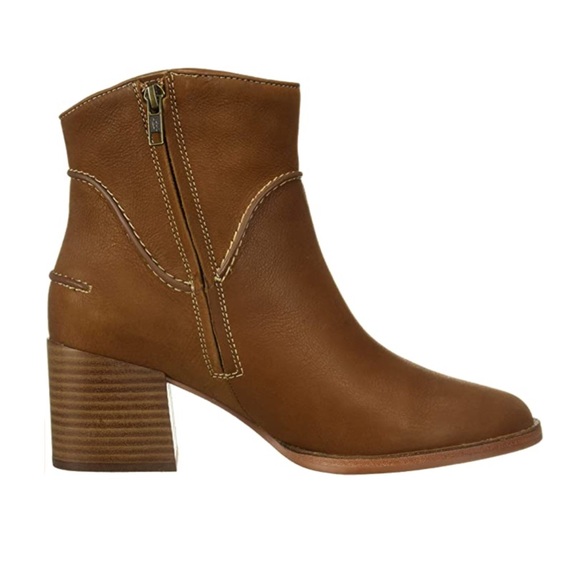 ugg annie boot